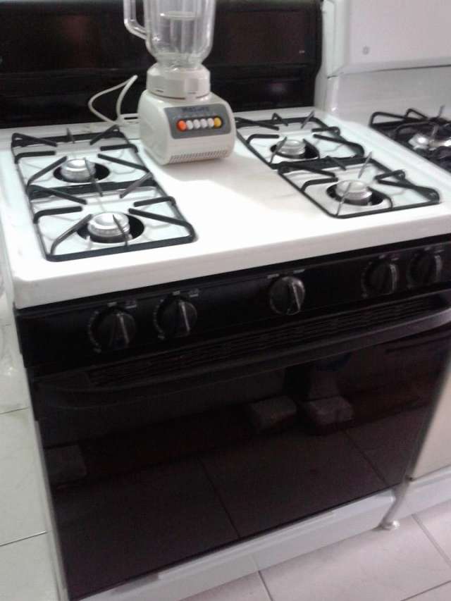 Estufa general electric de 30 pulg en Santo Domingo Electrodomésticos