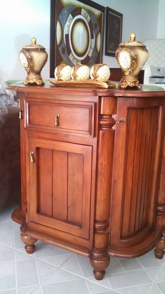 Repisacredenza en caoba en Santo Domingo Electrodomésticos 77722