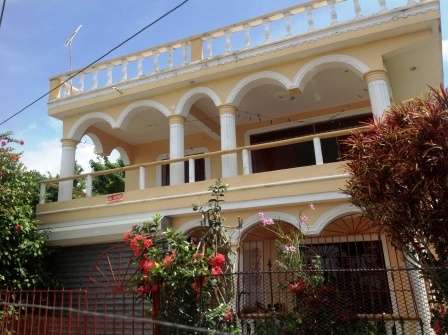 Casa en samaná con una vista estupenda en Santa Barbara de ...