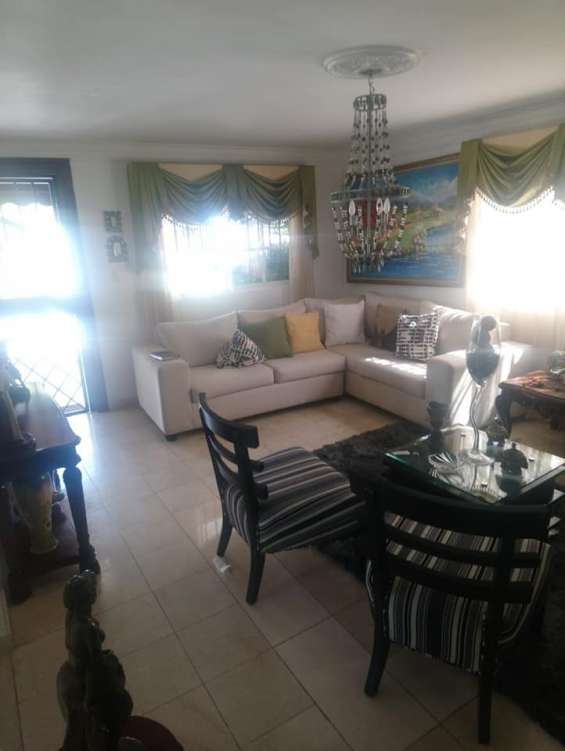 Casa remodelada en la av. independencia en Santo Domingo Casas en venta 240266